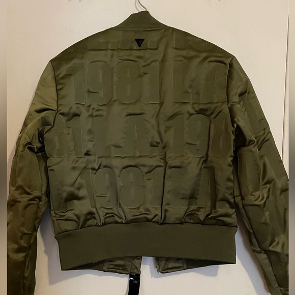 Guess Elly Logo Bomber Jacket- NWOT- XS - Picture 6 of 10